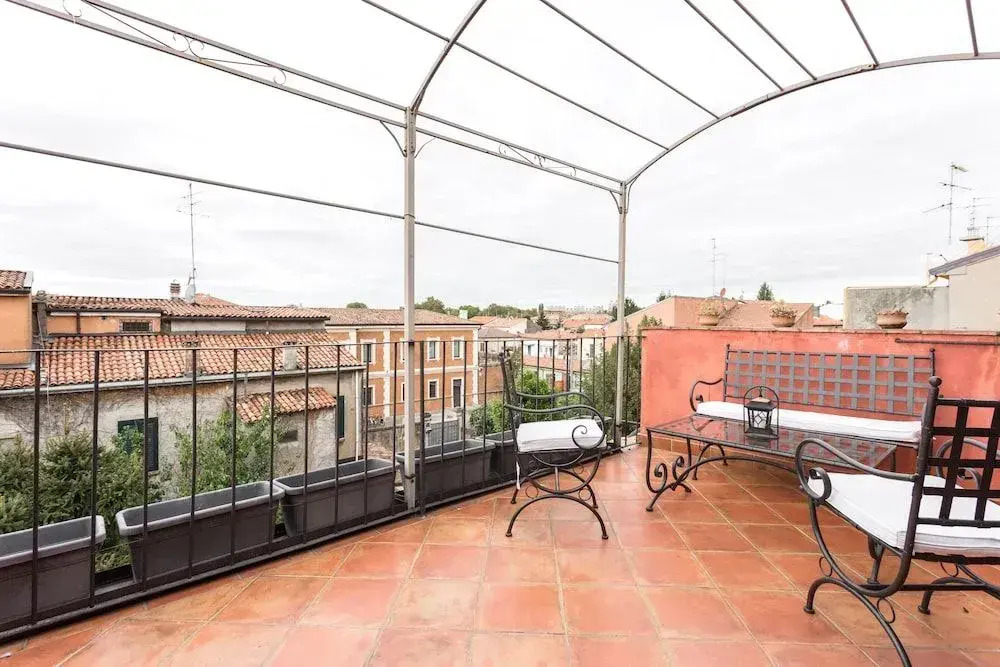 Ferrara Rooms