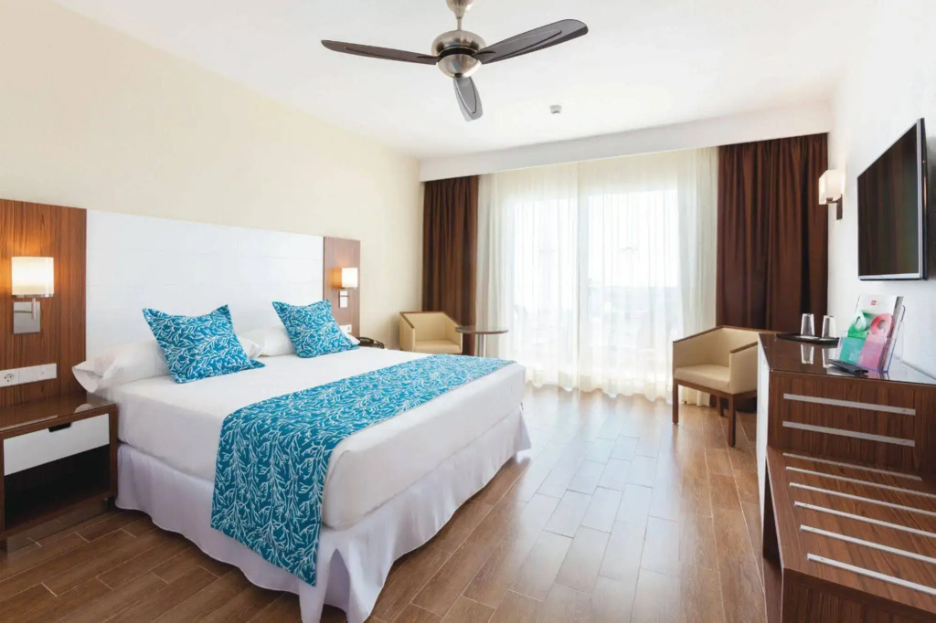 Hotel Riu Arecas