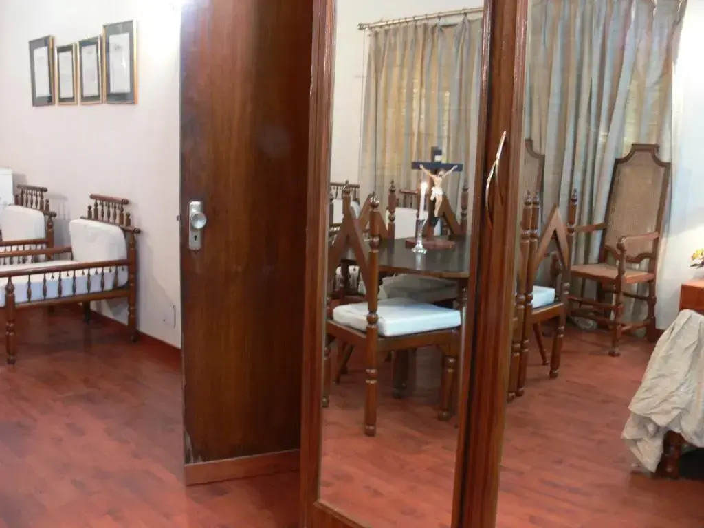 Petite Homestays