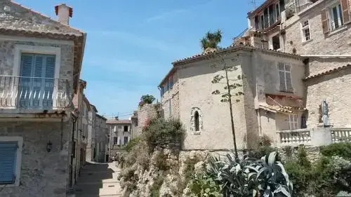 Safranier Townhouse