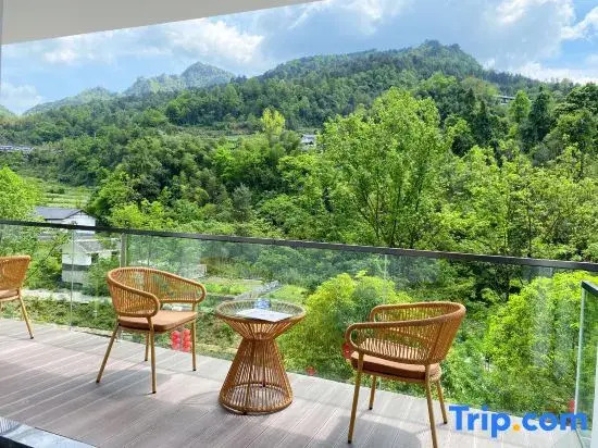 Xianxi Hotel (Zhangjiajie National Forest Park)