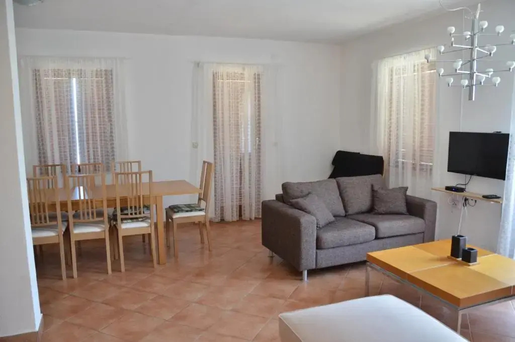 Villa Panorama, 4 lägenheter