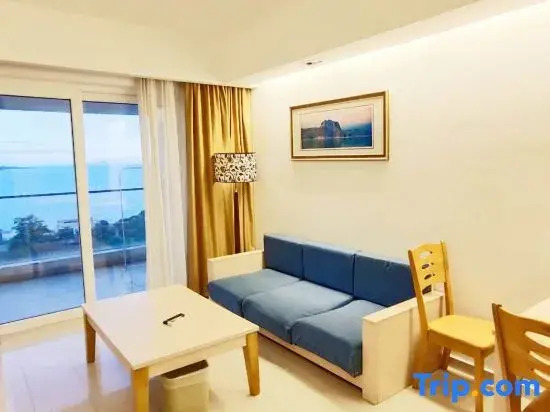 Yunzhifan Holiday Hotel