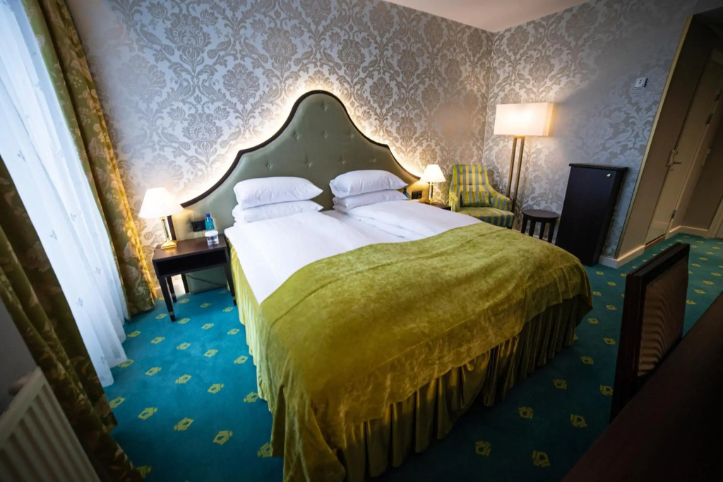 Hotel Bristol