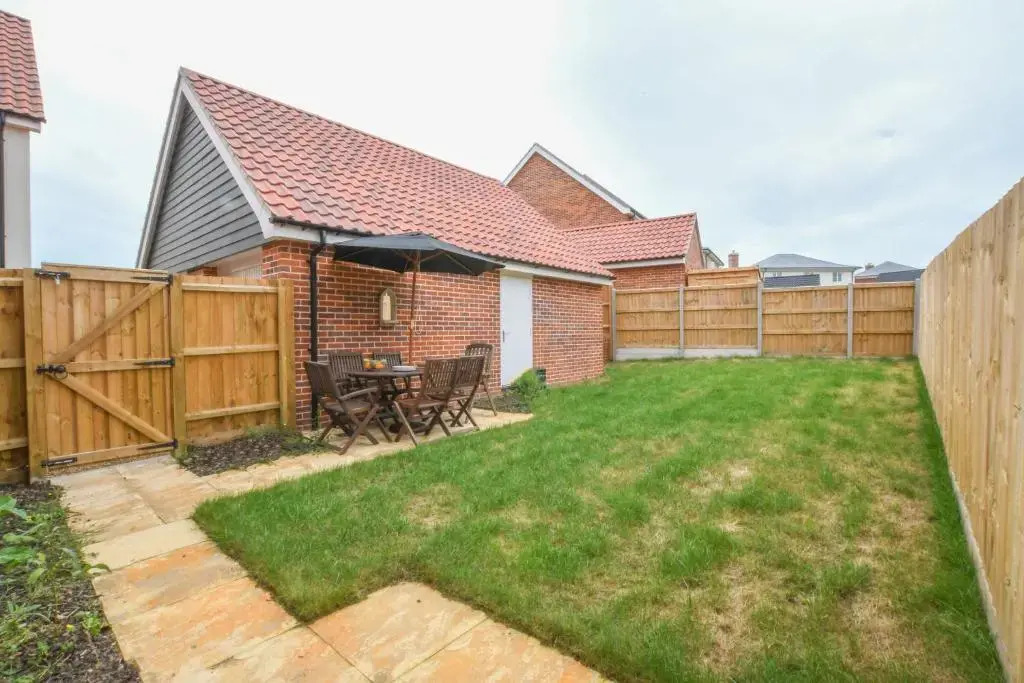 Number 51, Halesworth