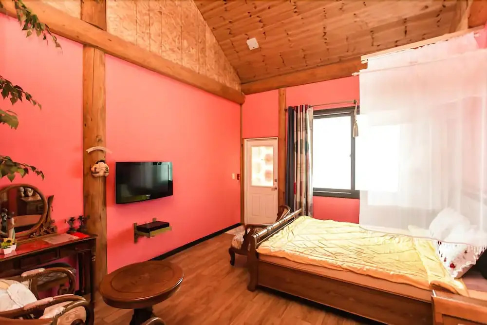 Anmyeondo Myoungpoom House Pension