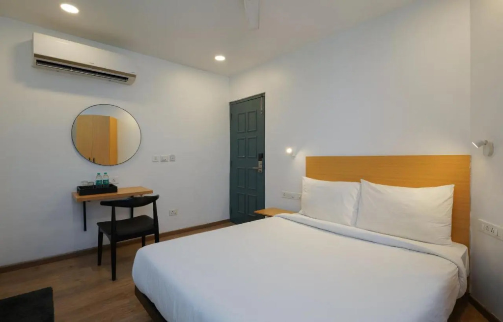Uptown Hotel