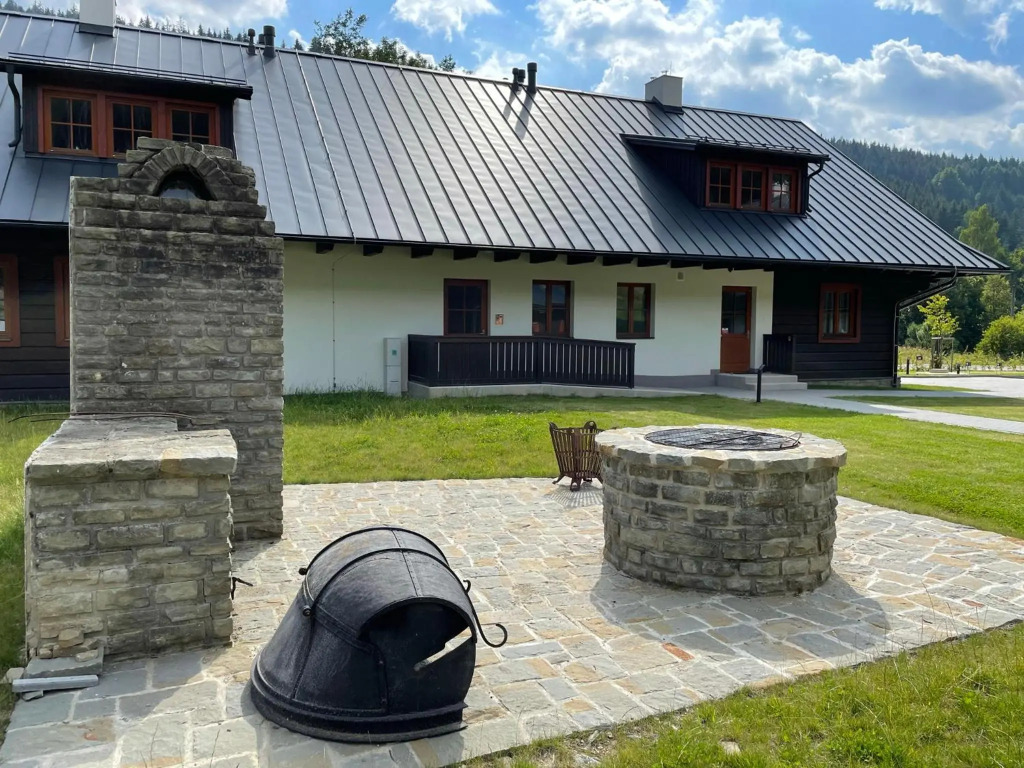 Apartmány NETA Velké Karlovice, Polanský Dvůr