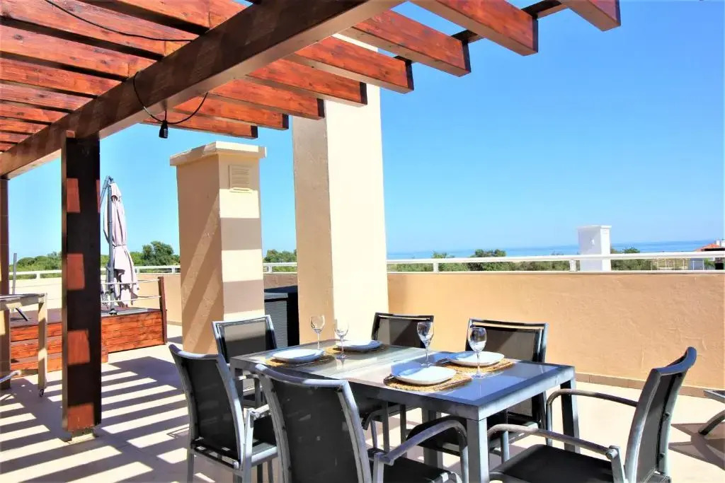 Cabanas Gardens - 2Bed Penthouse Pool View - WPCG 52