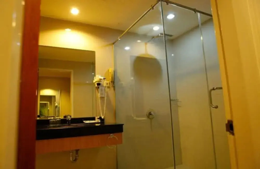 Horison Suites Surabaya