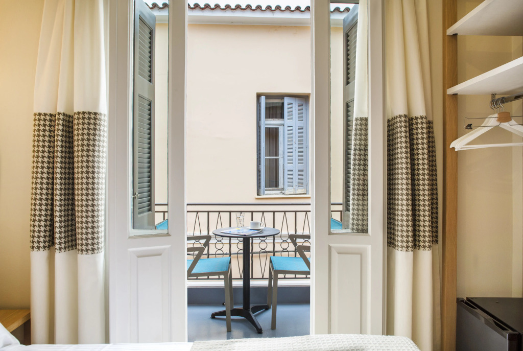 Athena hotel
