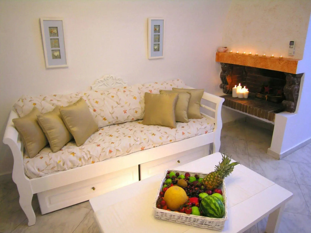 Aeolos Art & Eco Suites Adults Only