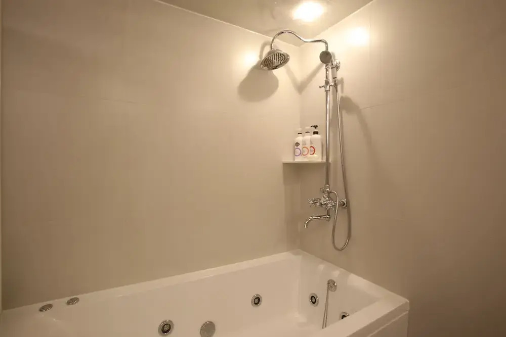 Hotel Cello Guri