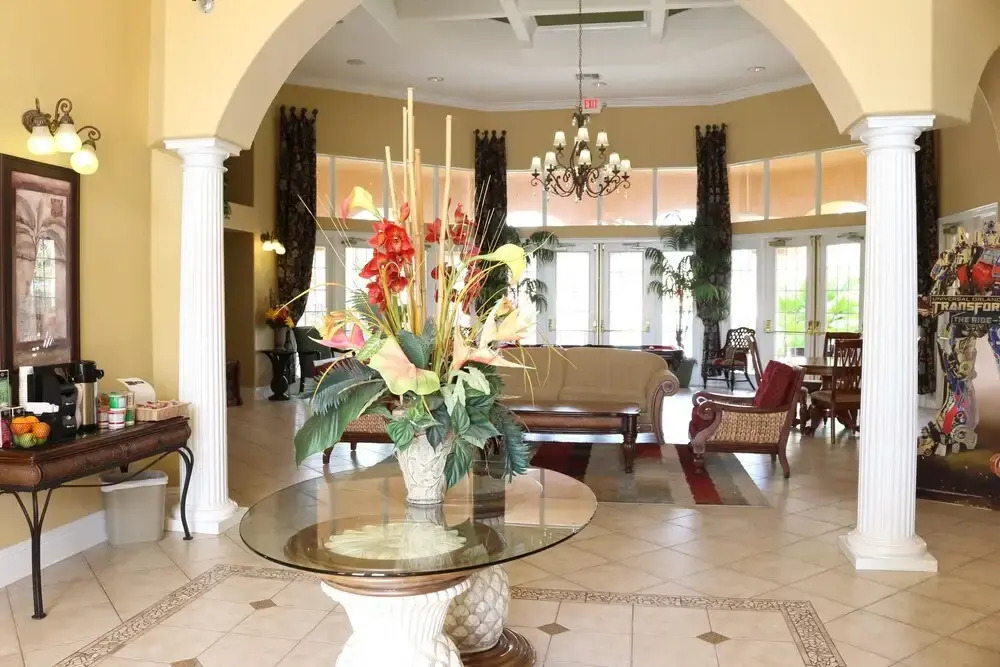 Daniel's Solana House 6 Bedroom Home by Redawning