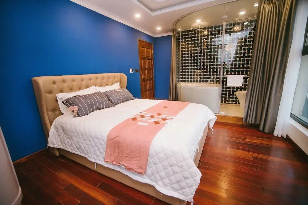 DLeroi Soleil - Modern Apartment by West Lake