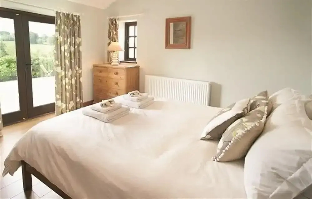 Host & Stay - Tregaer Mill Barn