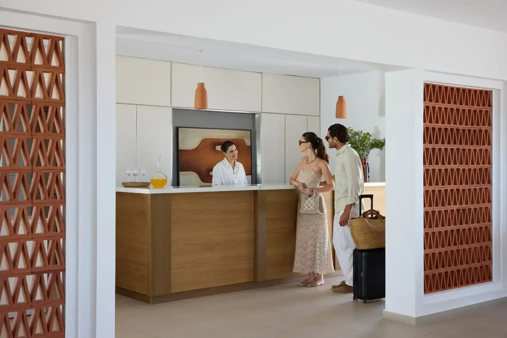 Golden Milos Beach Ηouse by Domotel