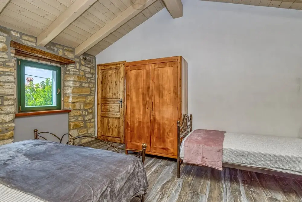 Old Mulberry Stone House