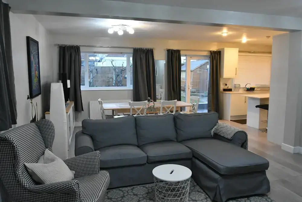 Charming Wembley Home Near Wembley Stadium