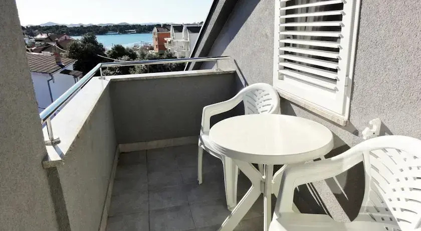 Apartments Roto