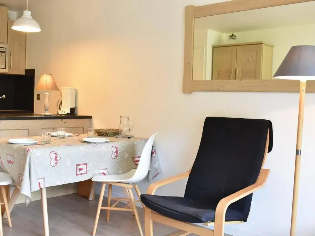 Appartement Méribel, 1 pièce, 4 personnes - FR-1-180-206