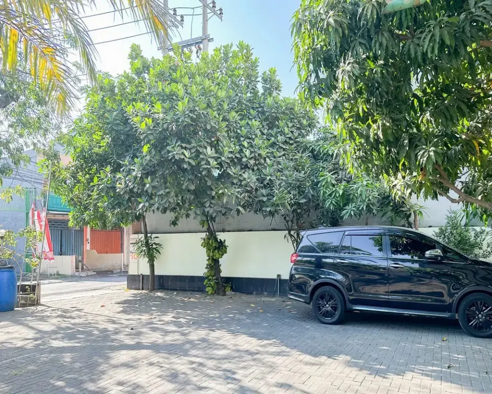Global Inn Syariah Mitra RedDoorz near Juanda T1 Airport