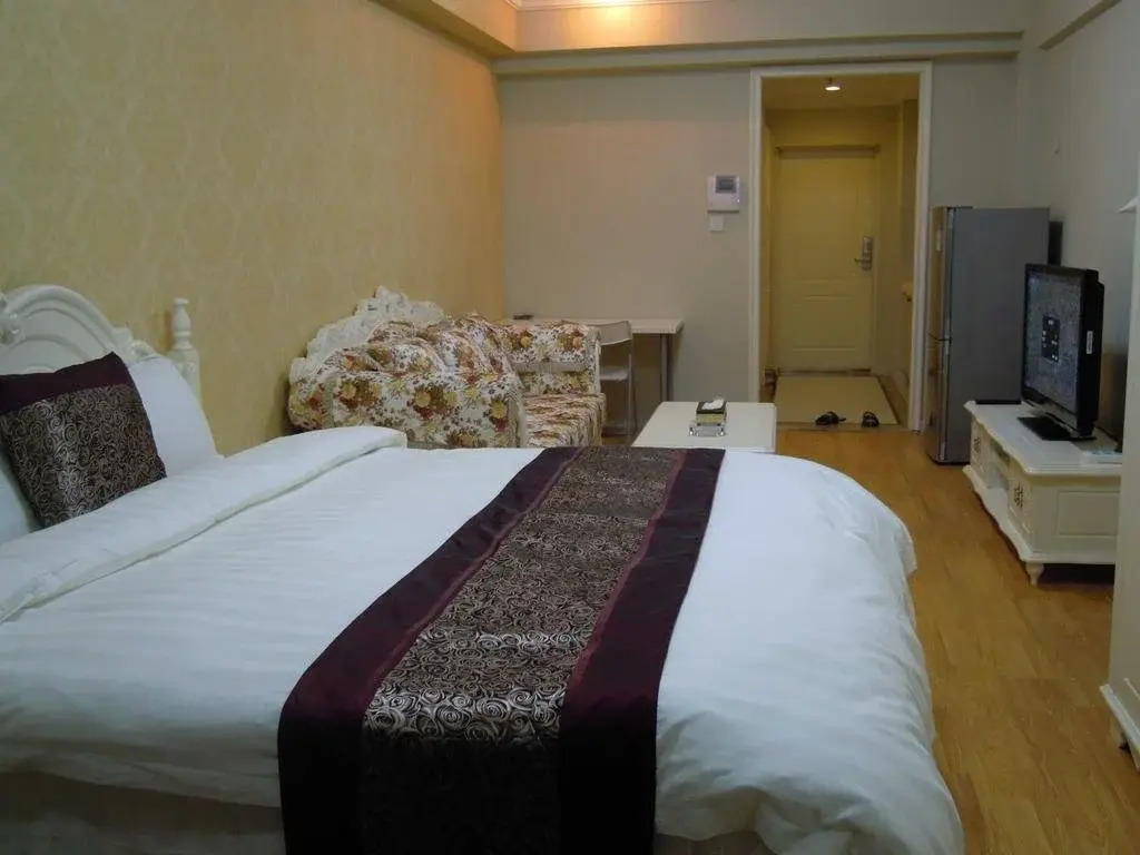 Dalian Mingrui Zuoan Classic Fashion Apartment