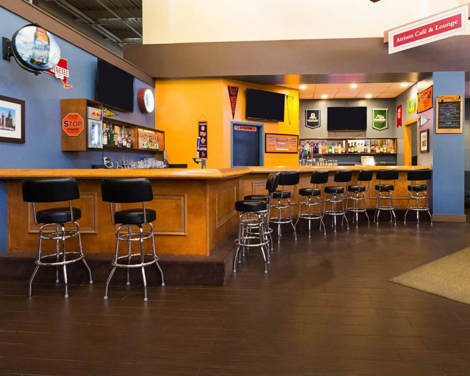 Comfort Inn & Suites Syracuse Airport