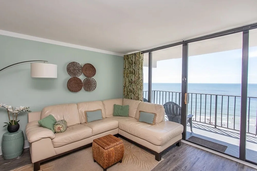 Royal Garden Resort 903 2 Bedroom Condo by RedAwning