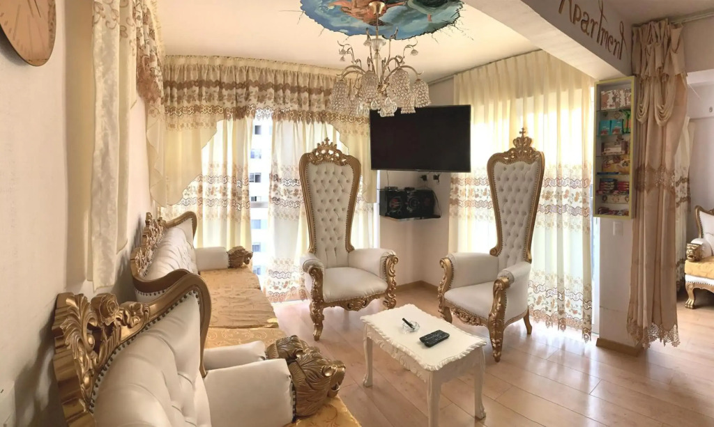 Versalles Apartment