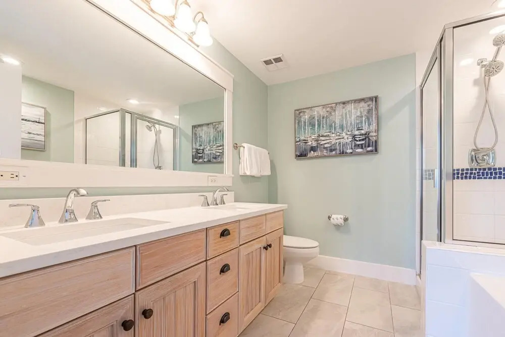 Market Street Inn 337 flr3 1BR 1BA 4