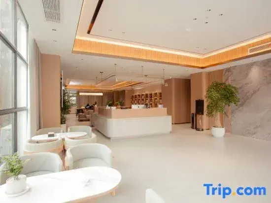 YangXi Hotel