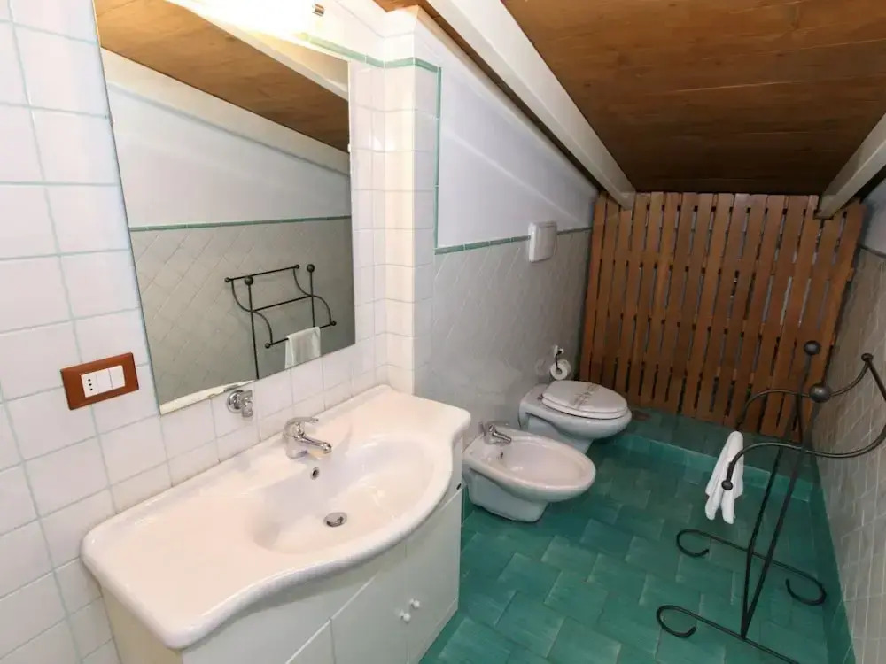 Holiday Home in San Cipriano With Pool