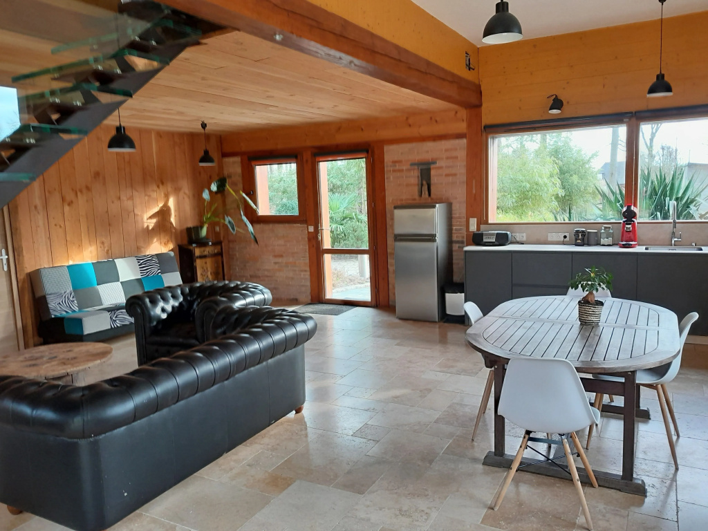 Loft d’architecte chaleureux et spacieux