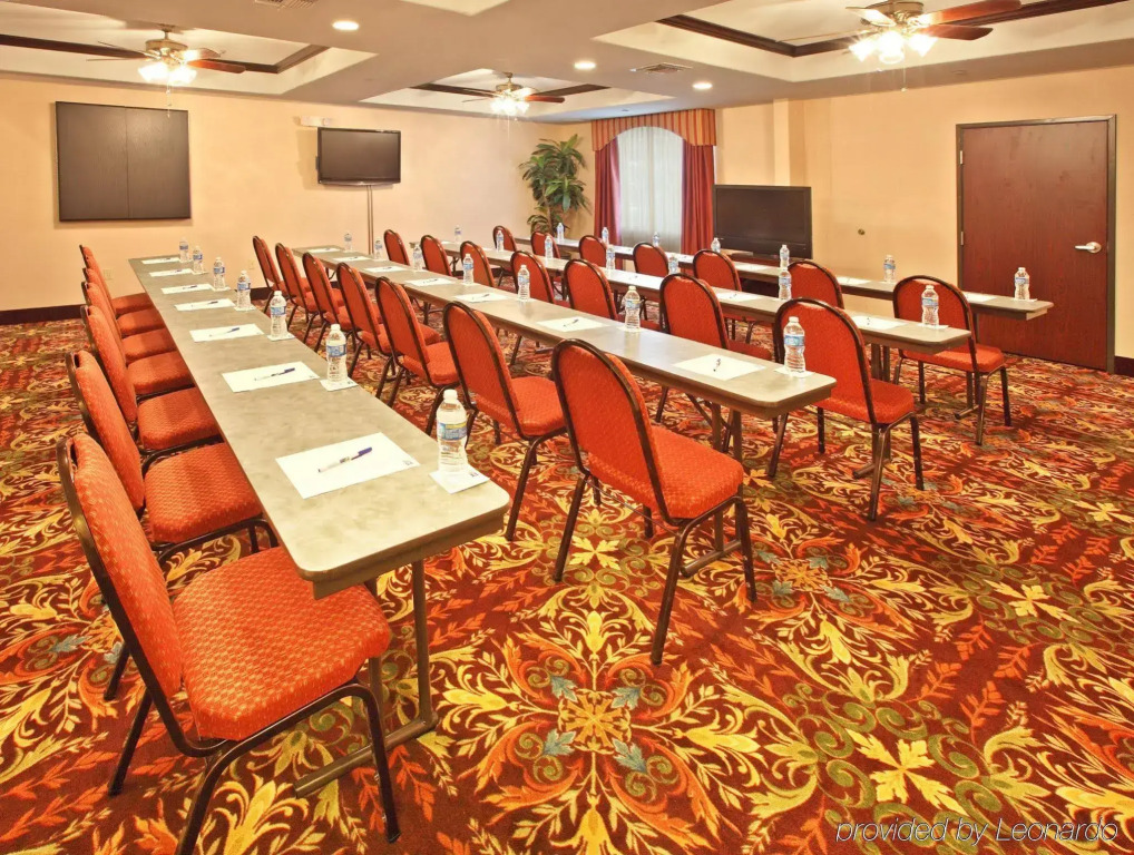 Holiday Inn Express and Suites Henderson by IHG