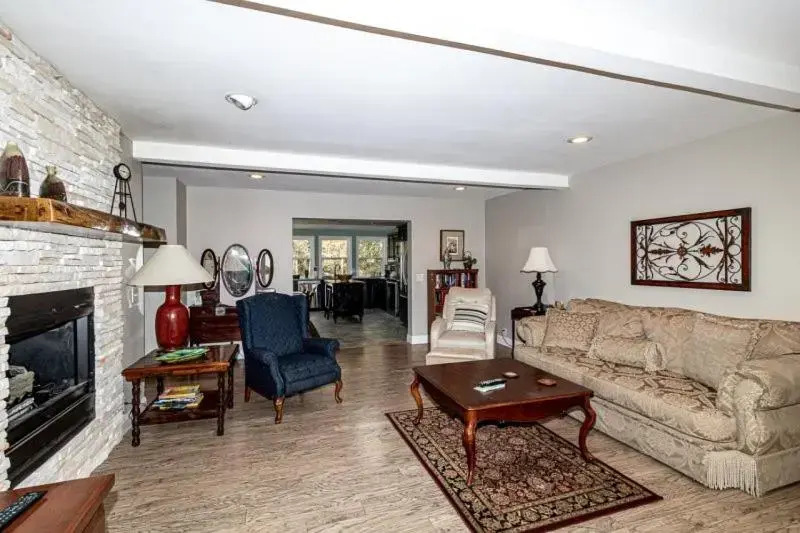 01107 - 7 Frontera Circle