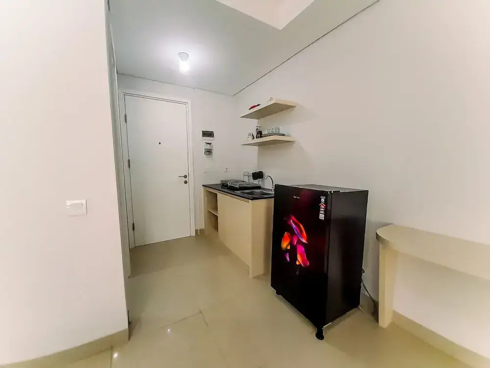 Cozy Studio Room At Barsa City Apartment