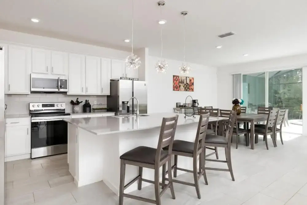 Incredible large home minutes from Disney