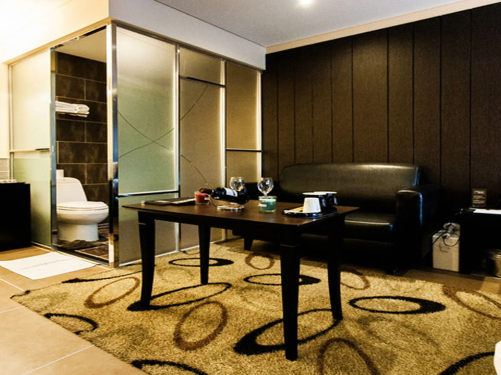Pavia Tourist Hotel