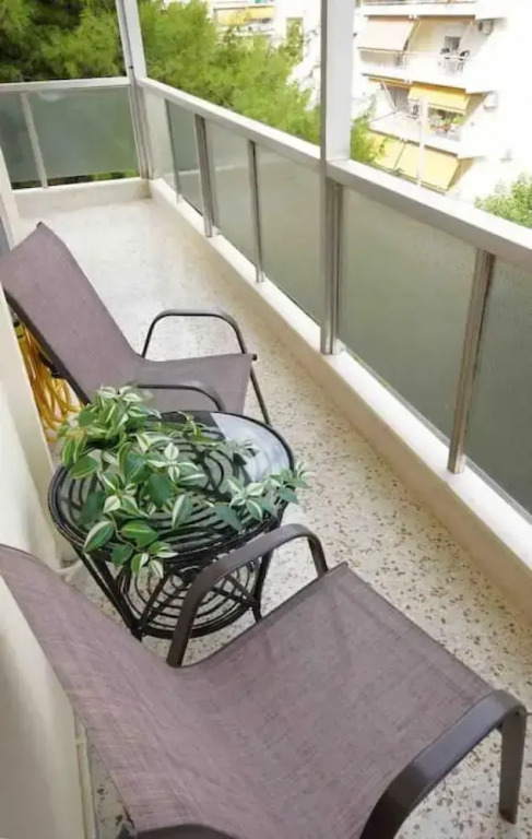 Alkuoni lux Flat at P Faliro