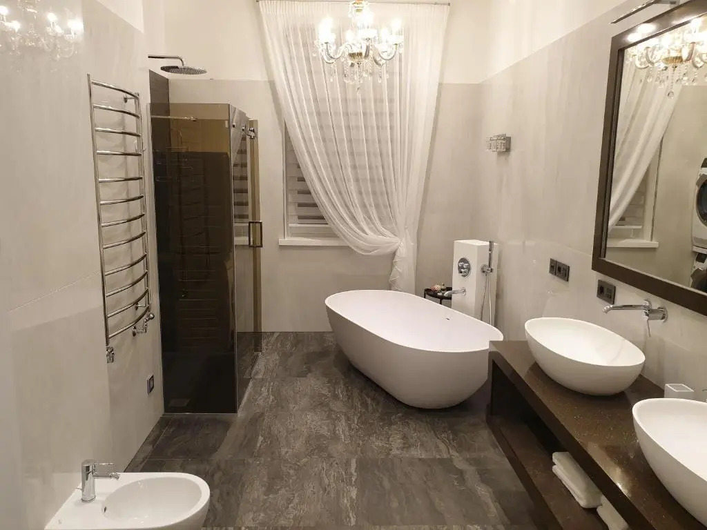 MARBEO 5 Star Luxury Suites - Peldu