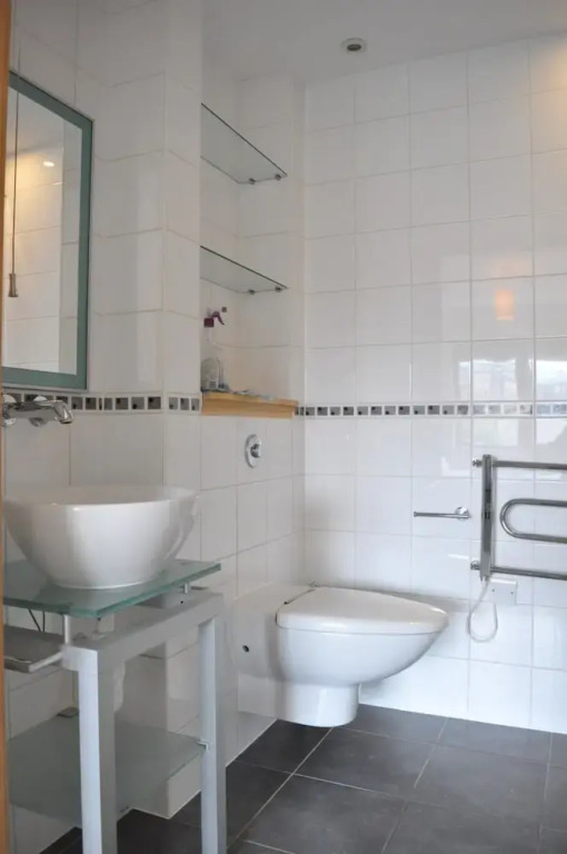 Modern 1 Bedroom Flat in Angel