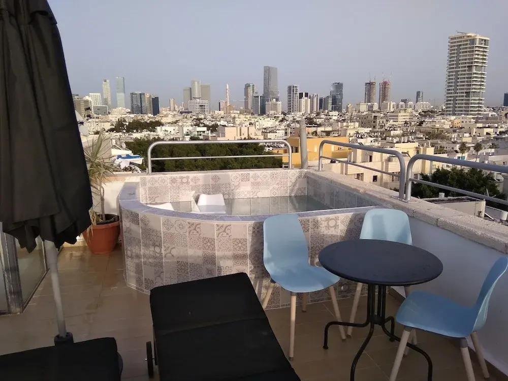 TLV Suites Triplex Penthouse With pool