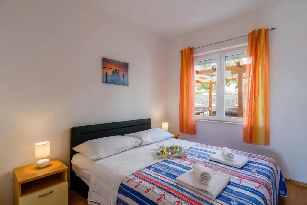 La Bodega Apartments