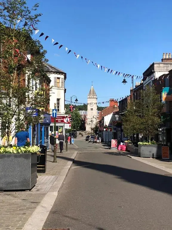 Market View, 1 bedroom unit in the heart of Leek