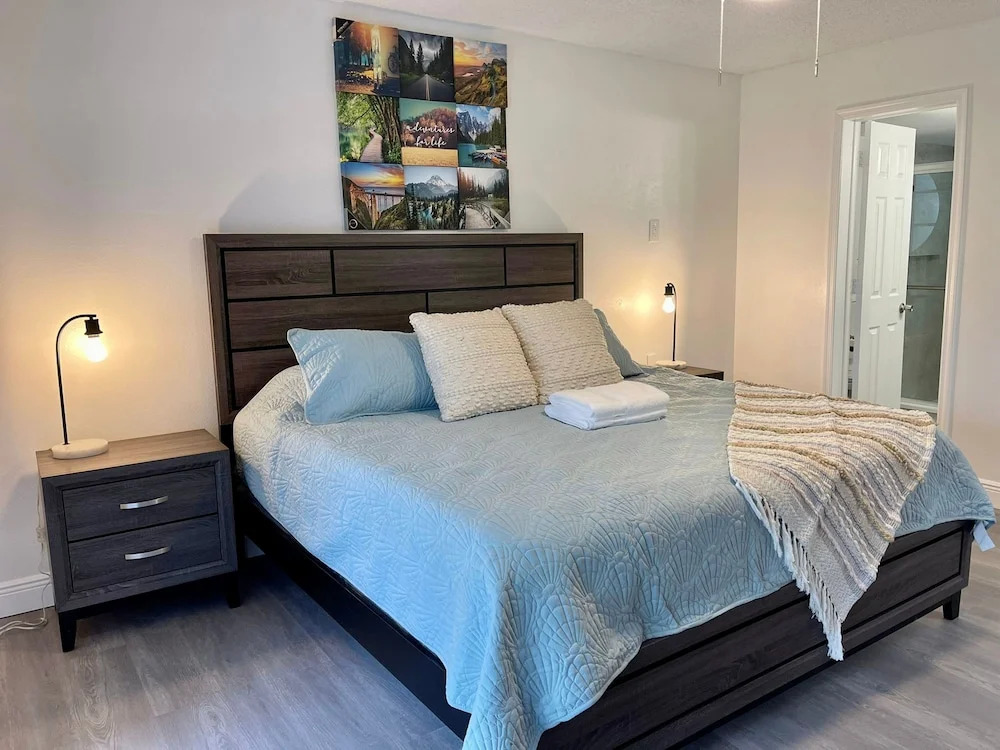 Grand Superior 3BR Condo Near Disney Parks 10