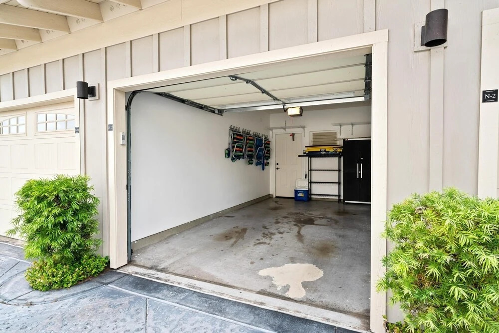 Waikoloa Beach Villas F22 2 Bedroom Condo by RedAwning