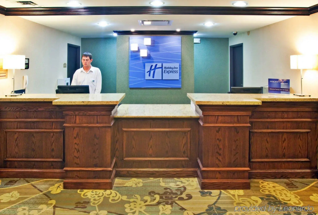 Holiday Inn Express Hotel & Suites Altoona-Des Moines by IHG