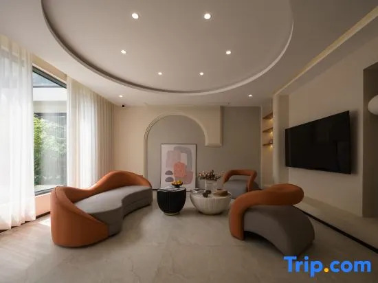 Misty Yunshan Villa · Private Hot Spring & Creek Inn (Anji Canyon Rafting)