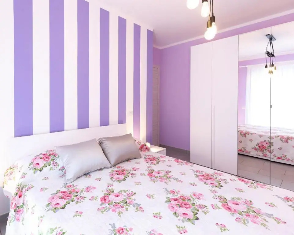 Il Sopracciglio Suites - Pink Apartment